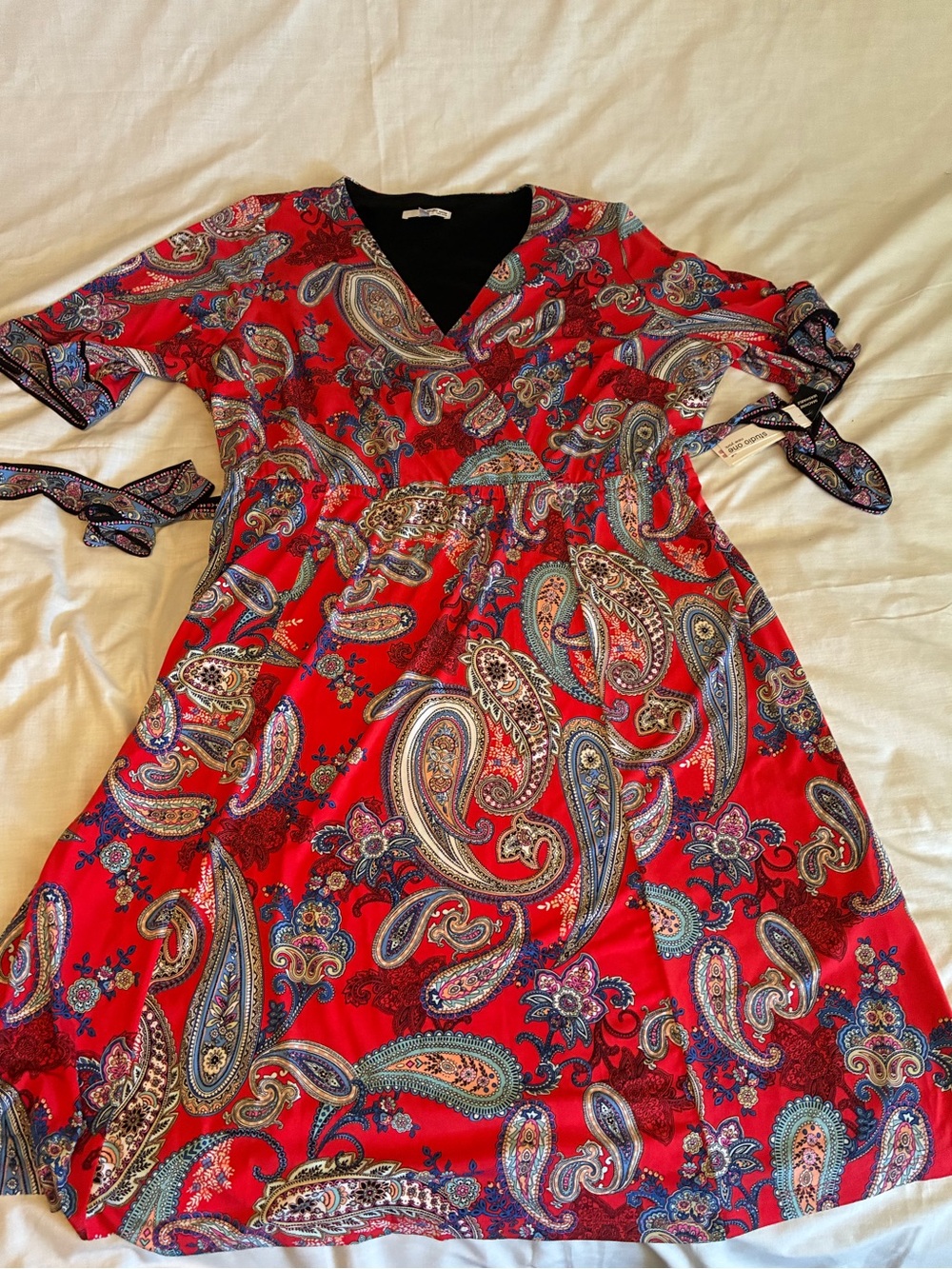 Studio One Plus Size 22W Red Paisley Faux Wrap Dress NWT Tie Waist Midi Dress - Picture 3 of 12